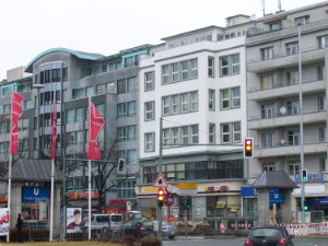 Theodor-Heuss-Platz 4